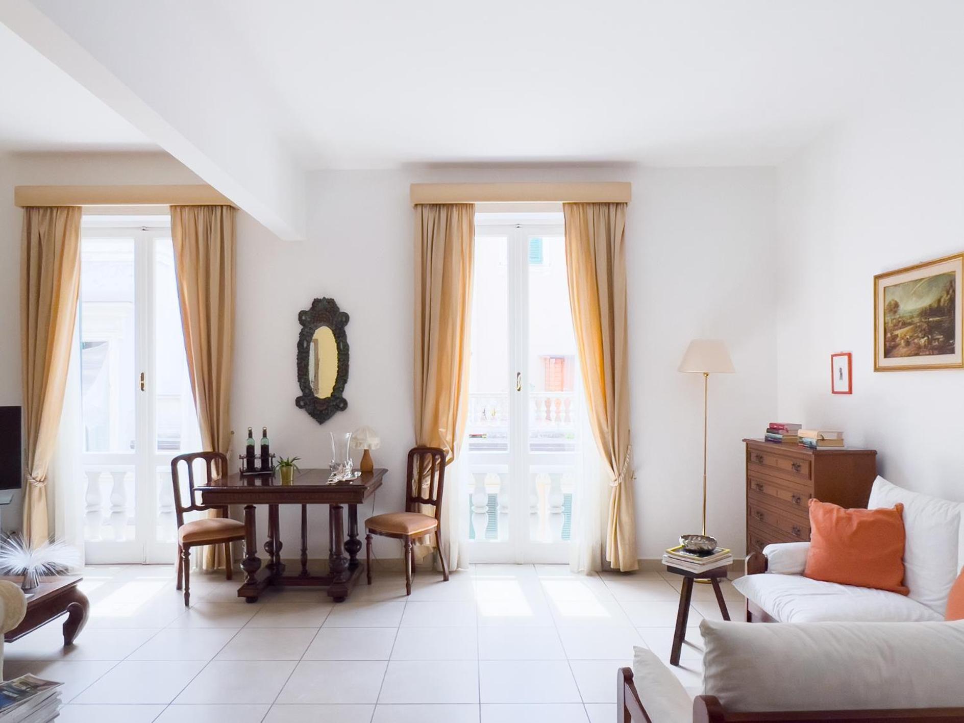 Queen Elena Luxury * Genua